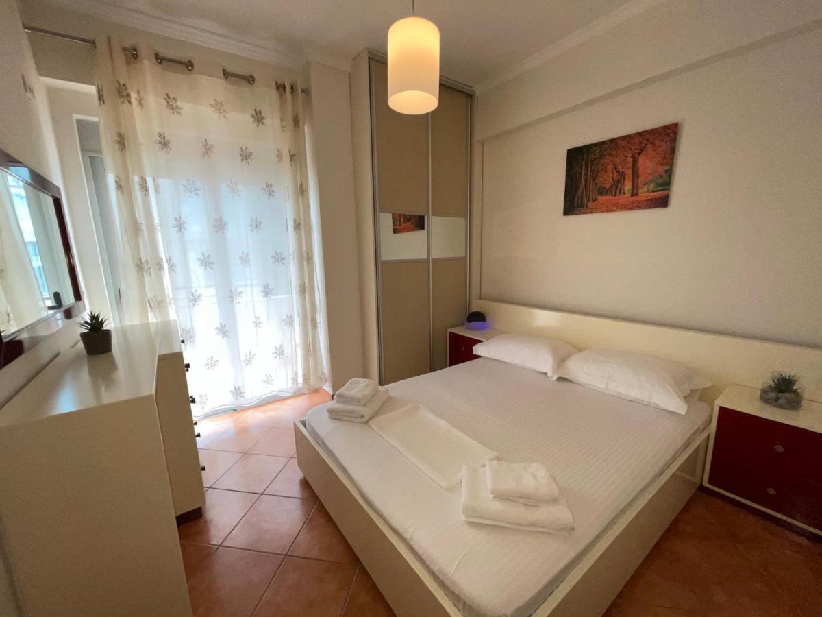 Saranda Central Apartment Kültér fotó
